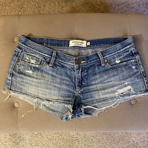 Abercrombie & Fitch Low Rise Jean Shorts